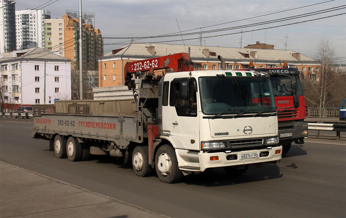 Красноярский край, № М 327 КТ 124 — Hino Profia