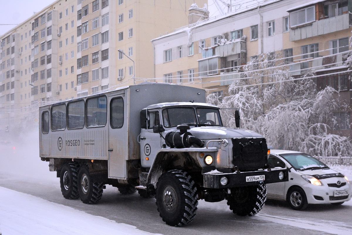 Саха (Якутия), № В 559 АМ 138 — Урал-3255-61