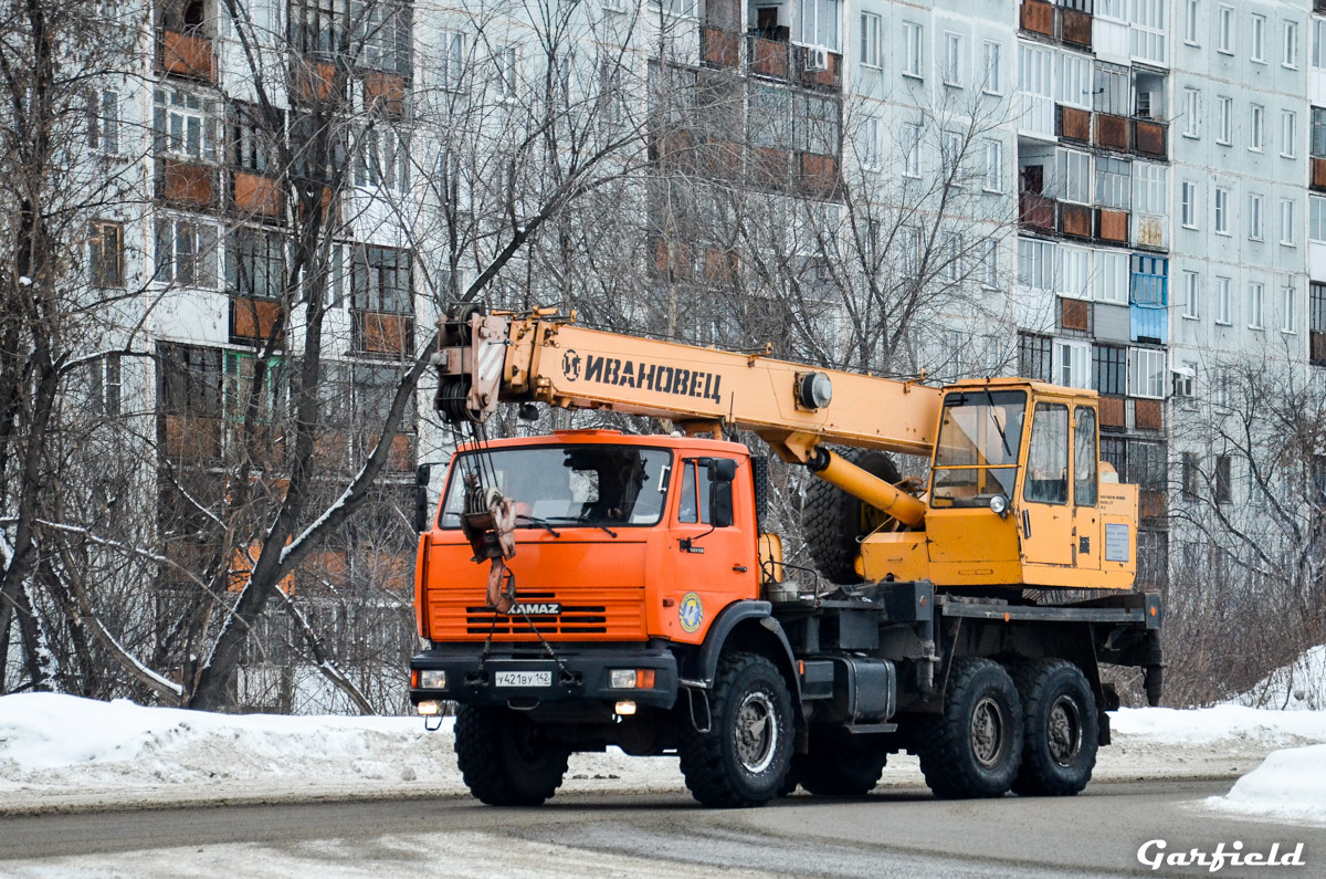 Кемеровская область, № У 421 ВУ 142 — КамАЗ-43118-15 [43118R]