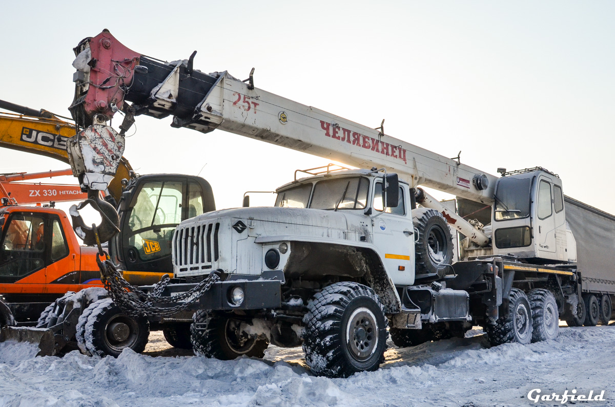 Кемеровская область, № О 677 ВР 142 — Урал-4320-40