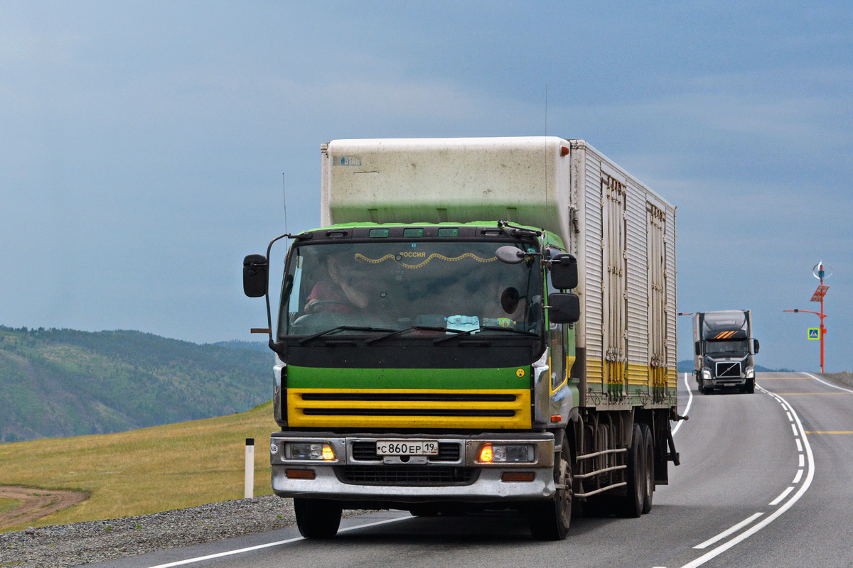 Хакасия, № С 860 ЕР 19 — Isuzu Giga (общая модель)