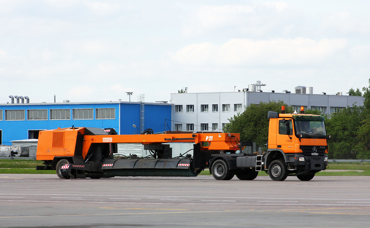 Московская область, № Т 037 АН 150 — Mercedes-Benz Actros ('2003) 2041