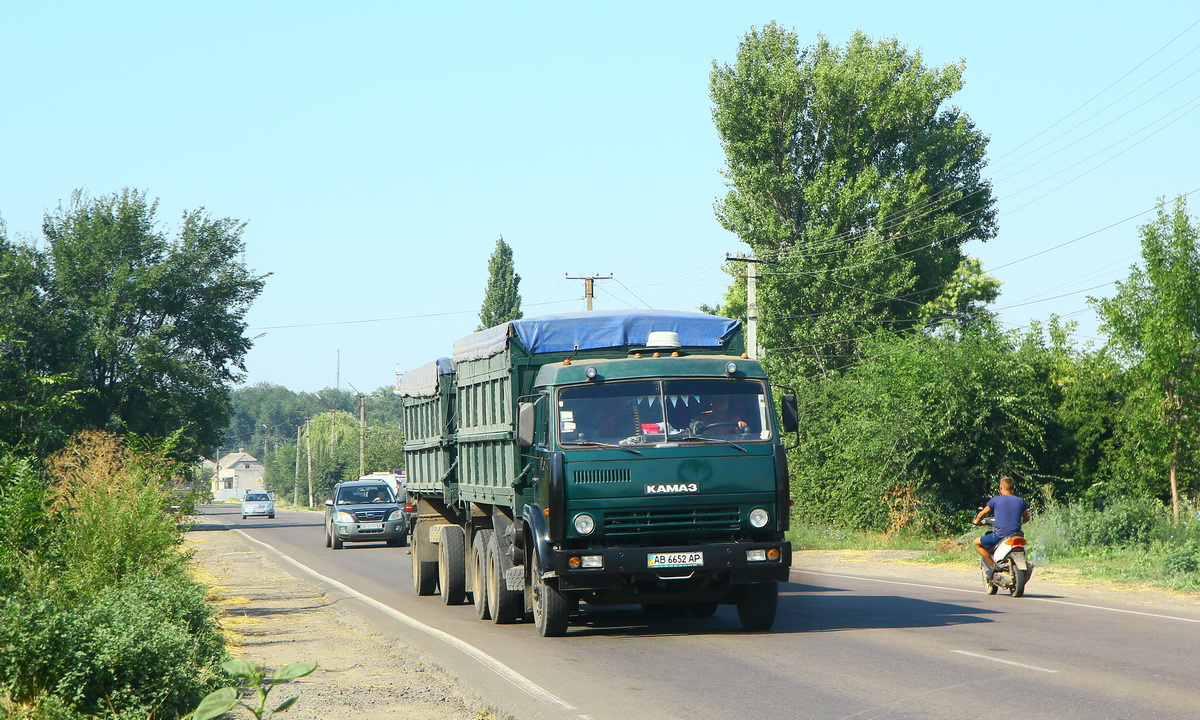 Винницкая область, № АВ 6652 АР — КамАЗ-53212