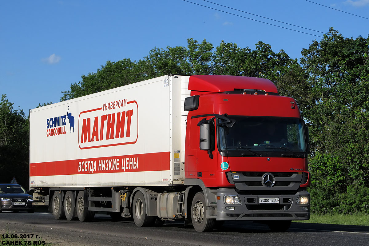 Тульская область, № А 300 ЕУ 37 — Mercedes-Benz Actros ('2009) 1841