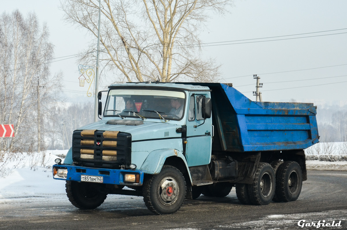 Кемеровская область, № Т 851 ВМ 142 — ЗИЛ-133Г42