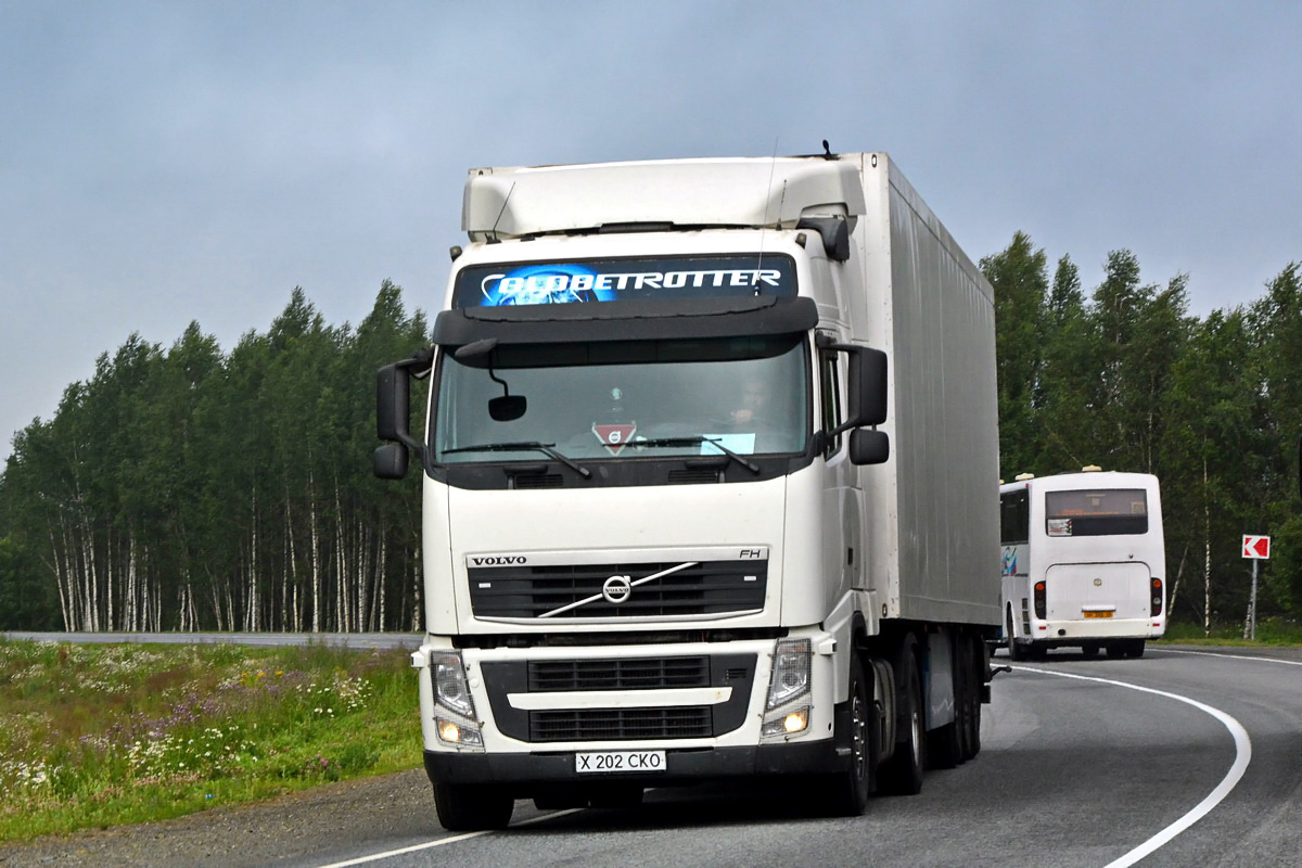 Туркестанская область, № X 202 CKO — Volvo ('2008) FH-Series