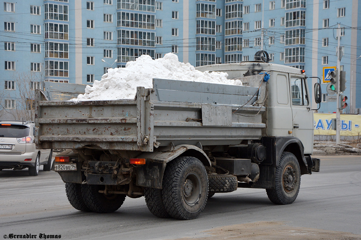 Саха (Якутия), № В 820 ВЕ 14 — МАЗ-555140