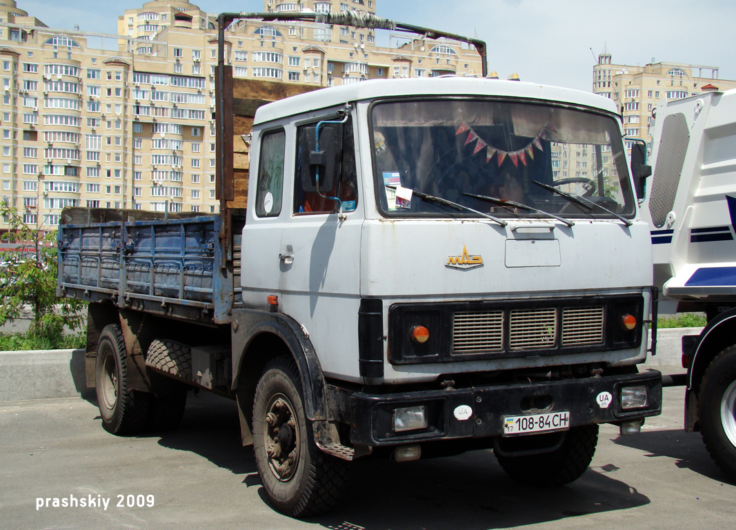 Полтавская область, № 108-84 СН — МАЗ-53371