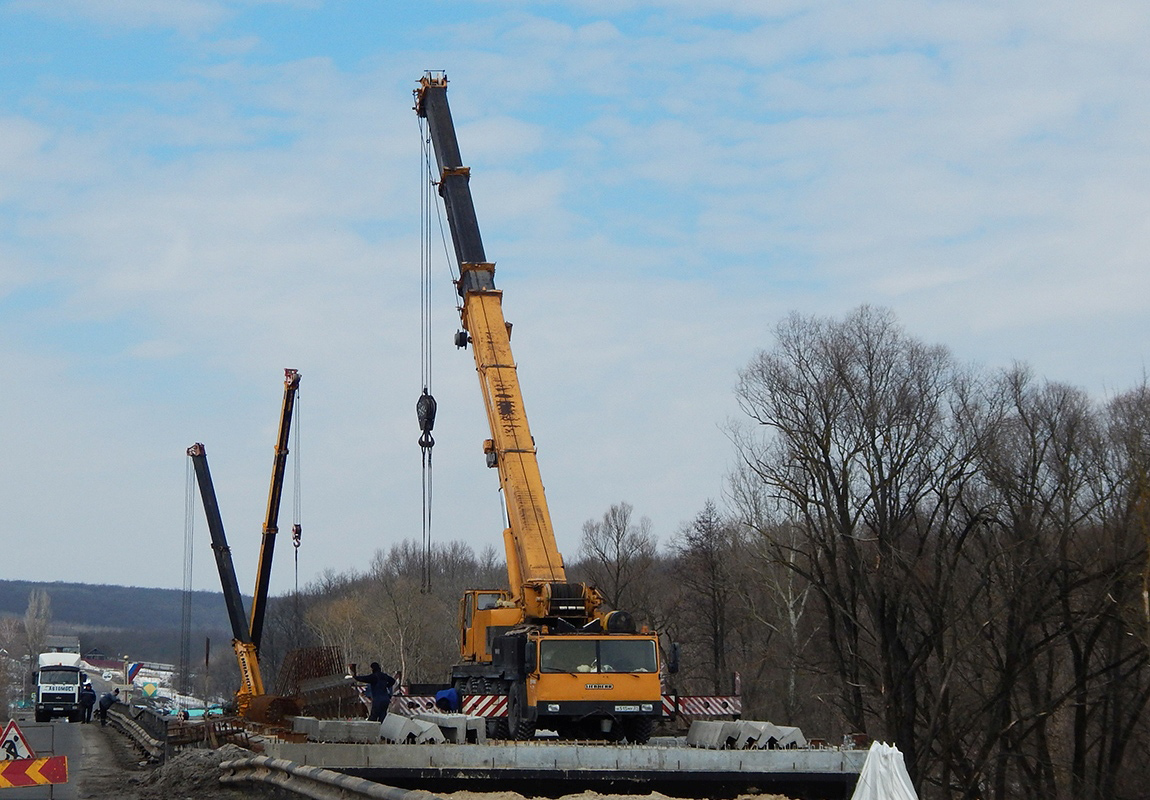 Белгородская область, № Н 515 МУ 31 — Liebherr (общая модель)