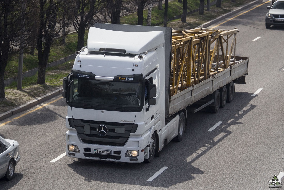 Алматы, № 586 BT 02 — Mercedes-Benz Actros ('2009) 1844