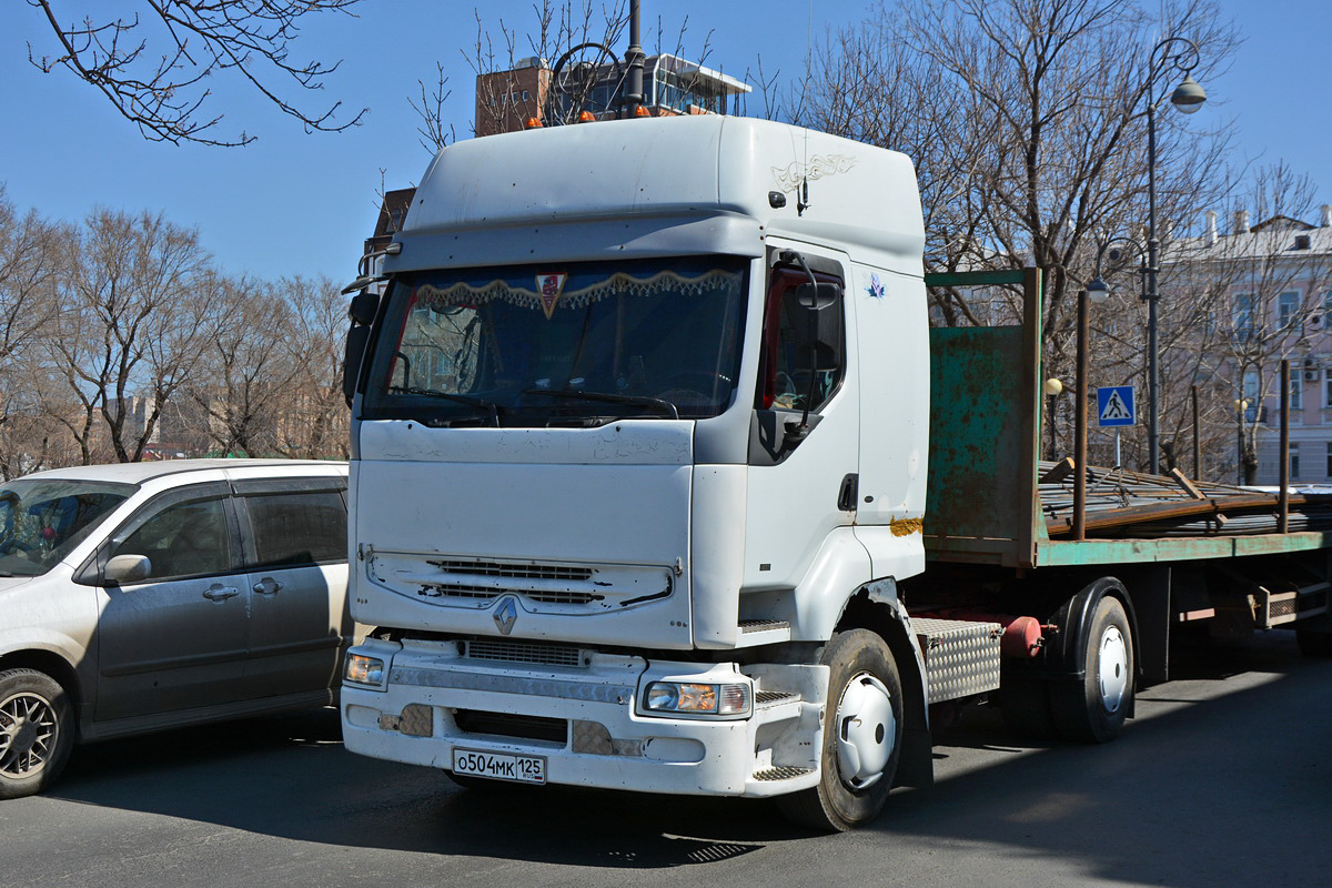 Приморский край, № О 504 МК 125 — Renault Premium ('1996)