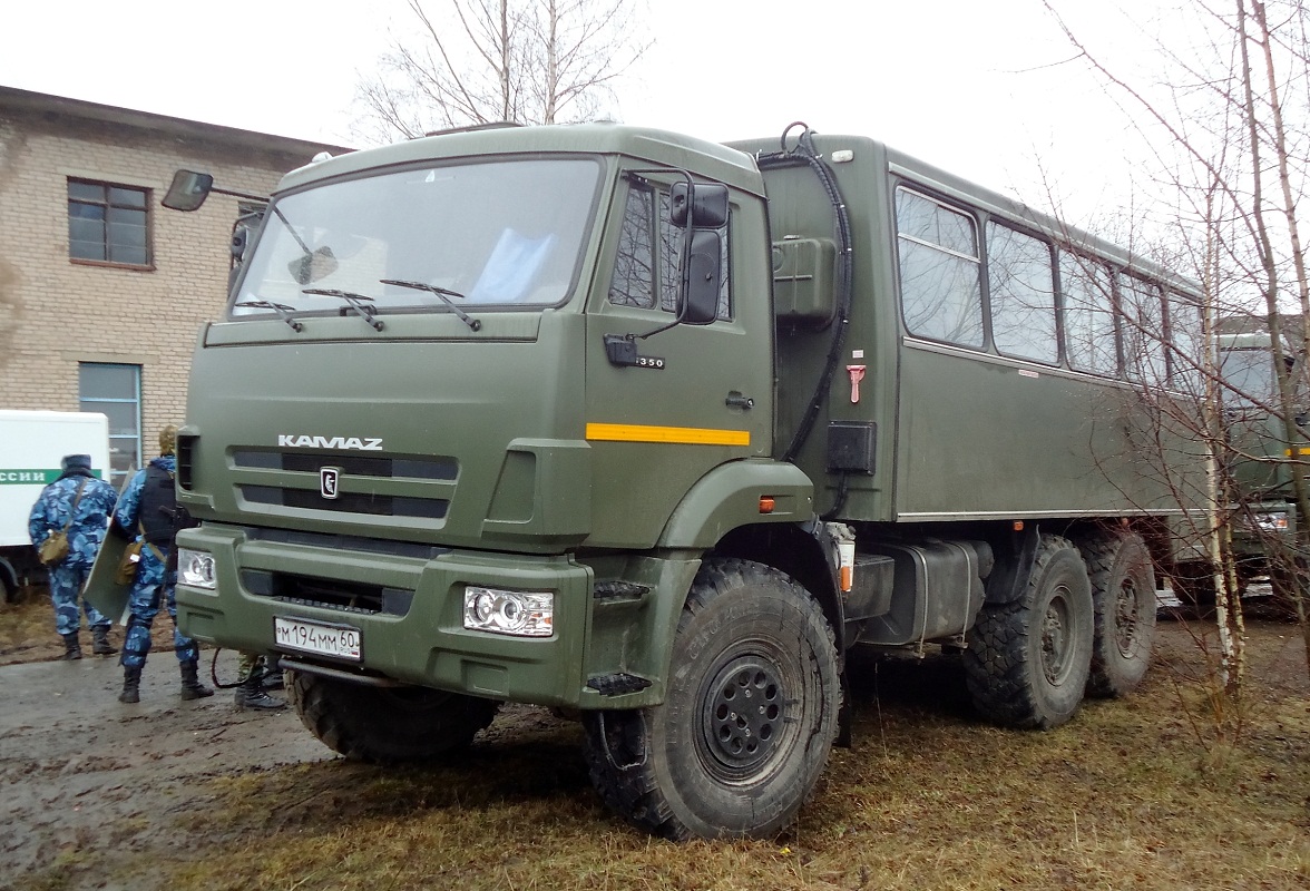 Псковская область, № М 194 ММ 60 — КамАЗ-5350-42