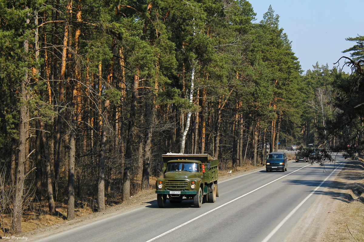 Московская область, № Х 526 ТН 90 — ЗИЛ-495810