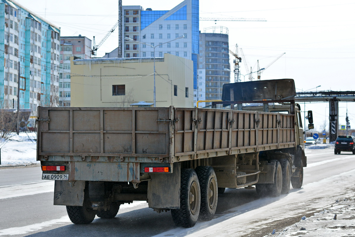 Саха (Якутия), № М 038 КТ 14 — КамАЗ-5410