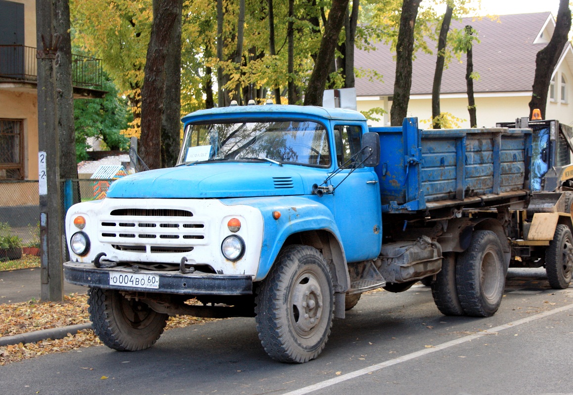 Псковская область, № О 004 ВО 60 — ЗИЛ-495710