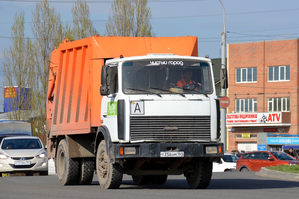 Ростовская область, № Т 356 НМ 161 — МАЗ-555102