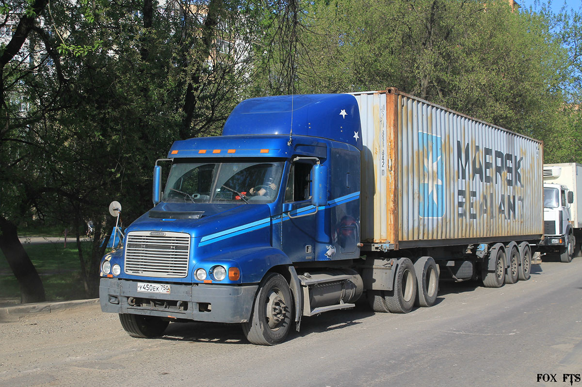 Московская область, № У 450 ЕК 750 — Freightliner Century Class