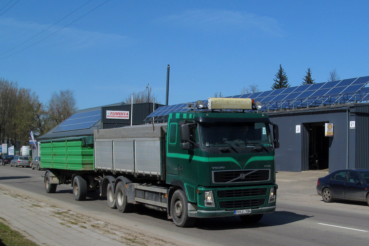 Литва, № HHJ 194 — Volvo ('2002) FH12.420