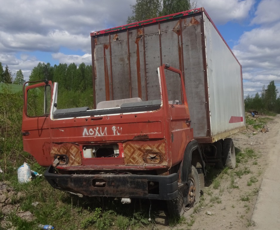 Архангельская область, № Е 661 АН 29 — Renault Midliner