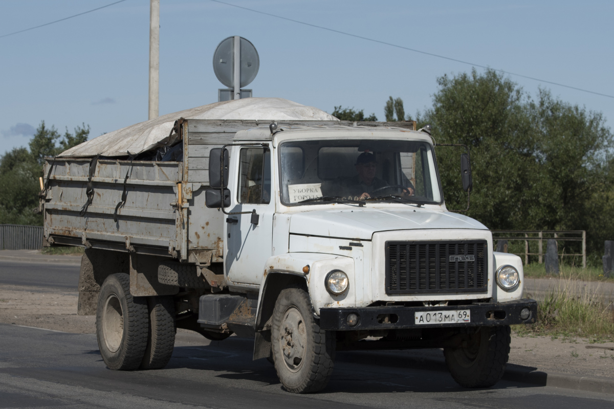 Тверская область, № А 013 МА 69 — ГАЗ-3309