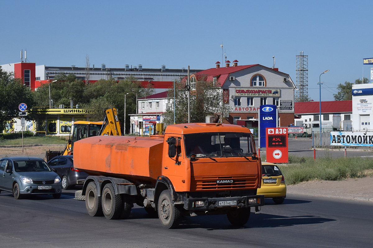 Волгоградская область, № А 137 НЕ 134 — КамАЗ-53215-15 [53215R]