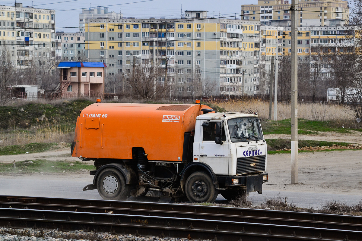 Волгоградская область, № У 426 УА 97 — МАЗ-555102