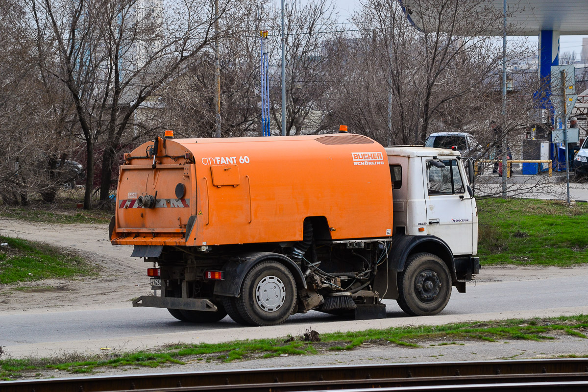 Волгоградская область, № У 426 УА 97 — МАЗ-555102