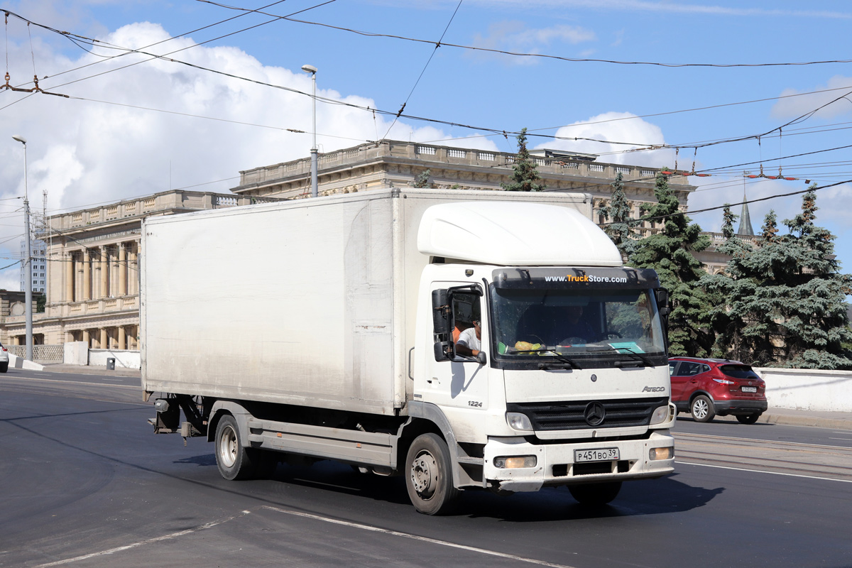 Калининградская область, № Р 451 ВО 39 — Mercedes-Benz Atego 1224