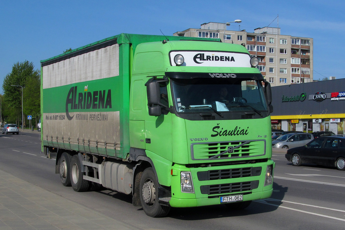 Литва, № FTH 062 — Volvo ('2002) FH12.420