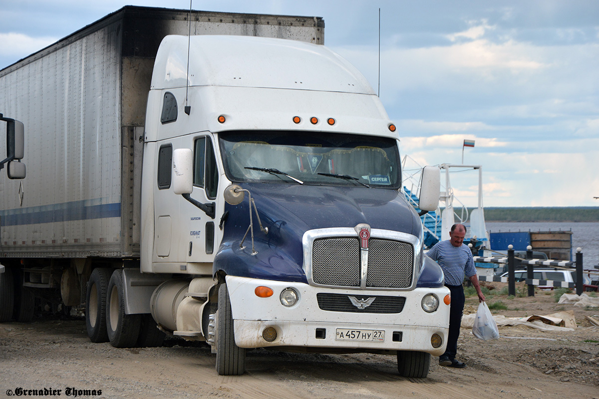 Хабаровский край, № А 457 НУ 27 — Kenworth T2000