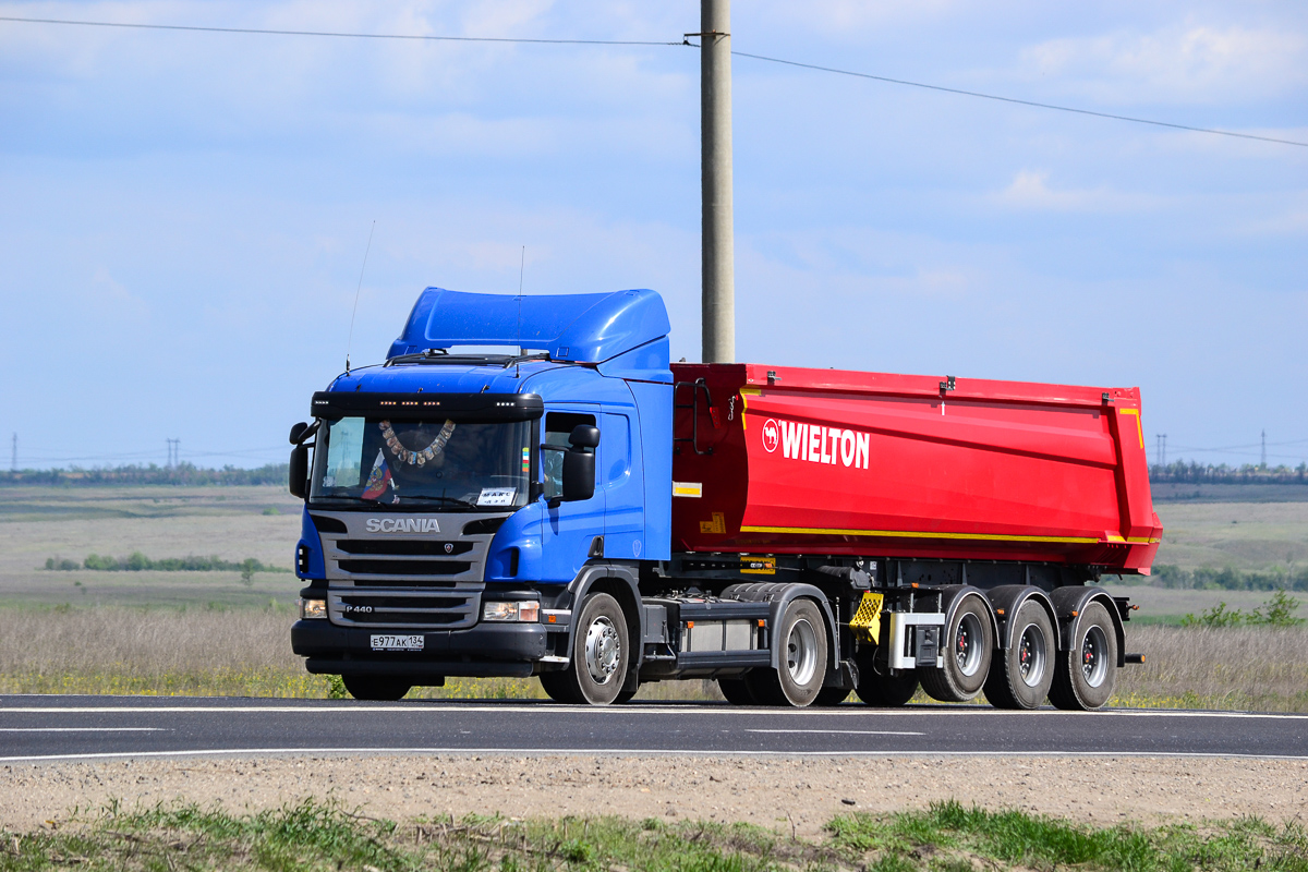 Волгоградская область, № Е 977 АК 134 — Scania ('2011) P440