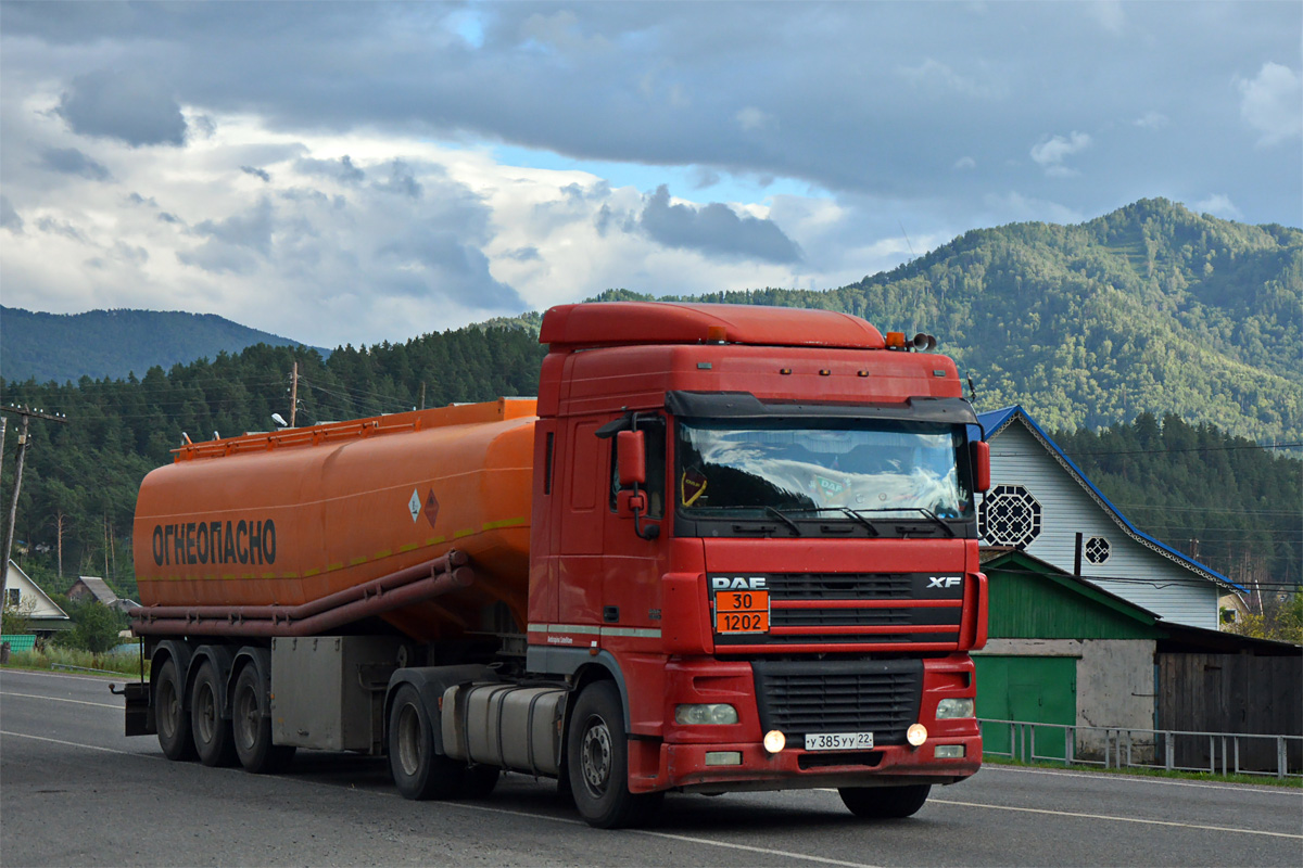 Алтайский край, № У 385 УУ 22 — DAF XF95 FT