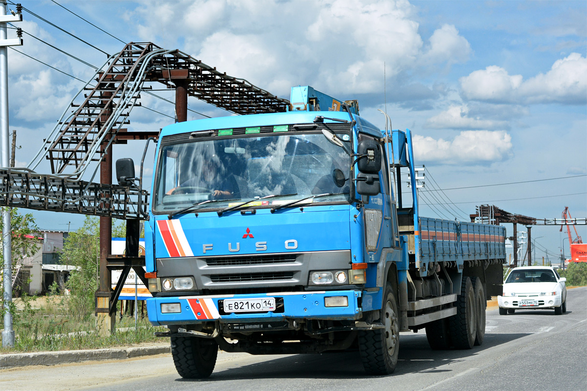 Саха (Якутия), № Е 821 КО 14 — Mitsubishi Fuso (общая модель)