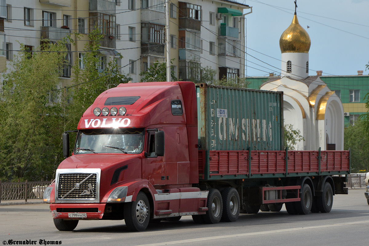 Кемеровская область, № С 799 УН 42 — Volvo VNL670