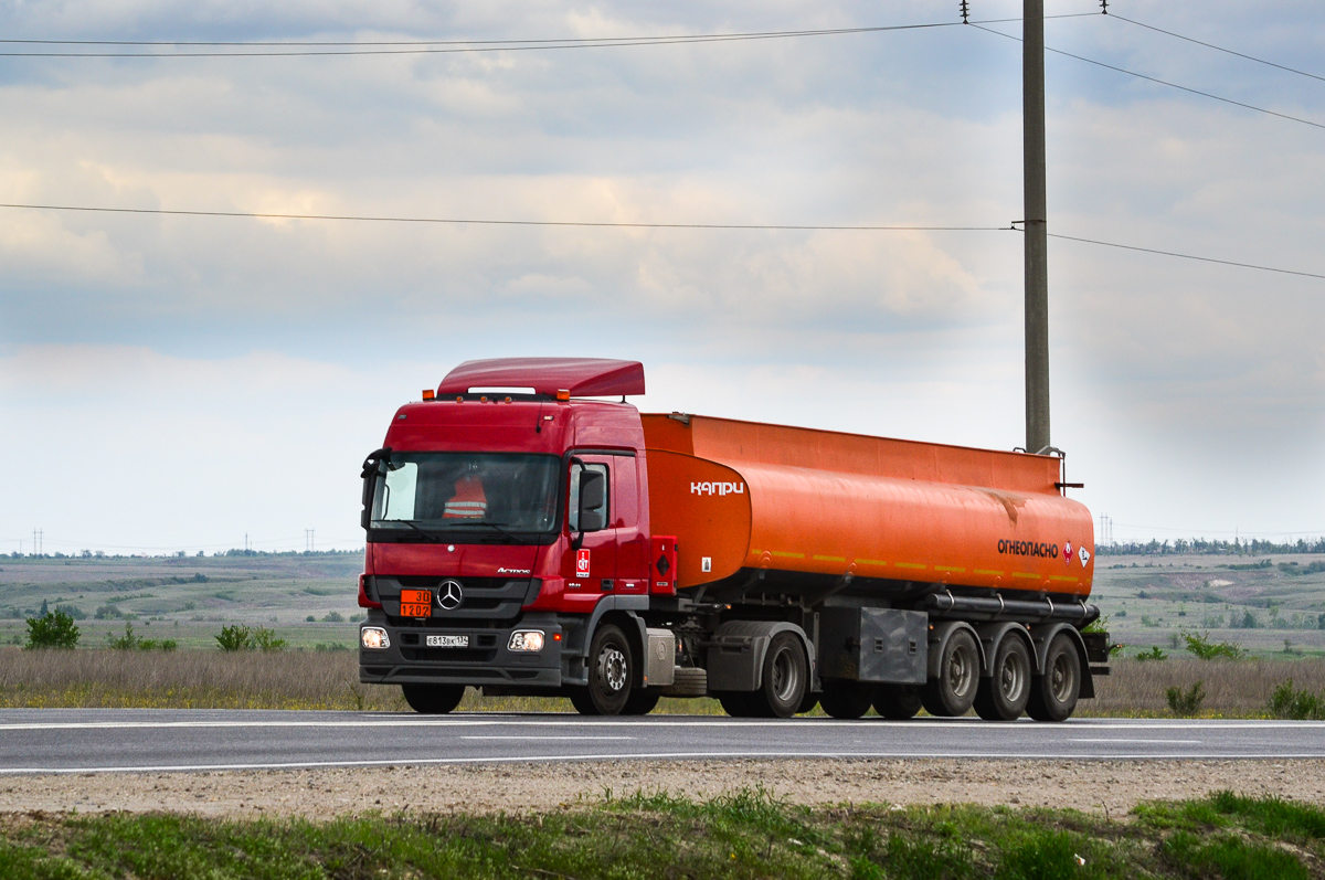 Волгоградская область, № Е 813 ВК 134 — Mercedes-Benz Actros '09 1841 [Z9M]