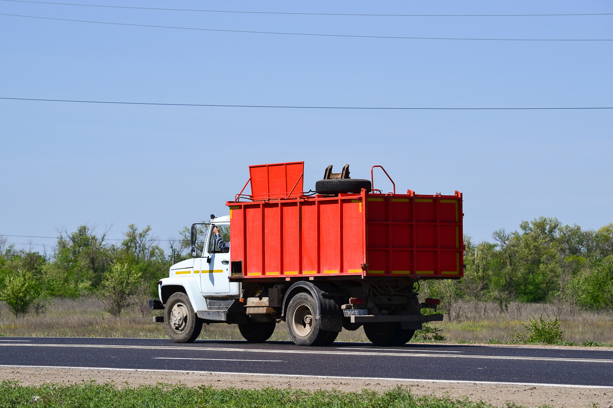 Волгоградская область, № В 706 ХР 134 — ГАЗ-3309