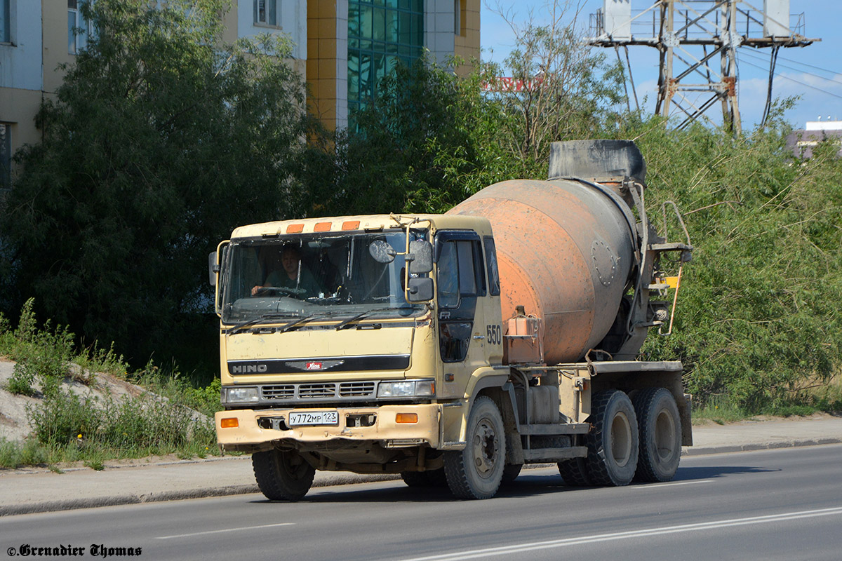 Саха (Якутия), № У 772 МР 123 — Hino FR