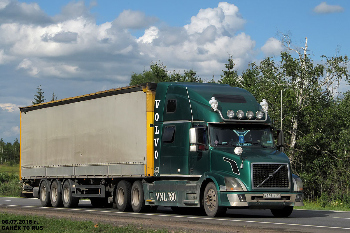 Архангельская область, № К 929 ВЕ 29 — Volvo VNL780