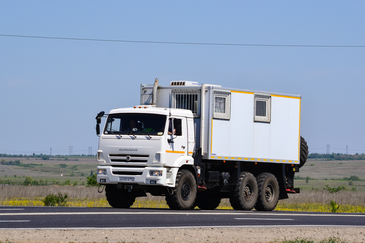 Нижегородская область, № Н 440 СВ 152 — КамАЗ-43118 (общая модель)