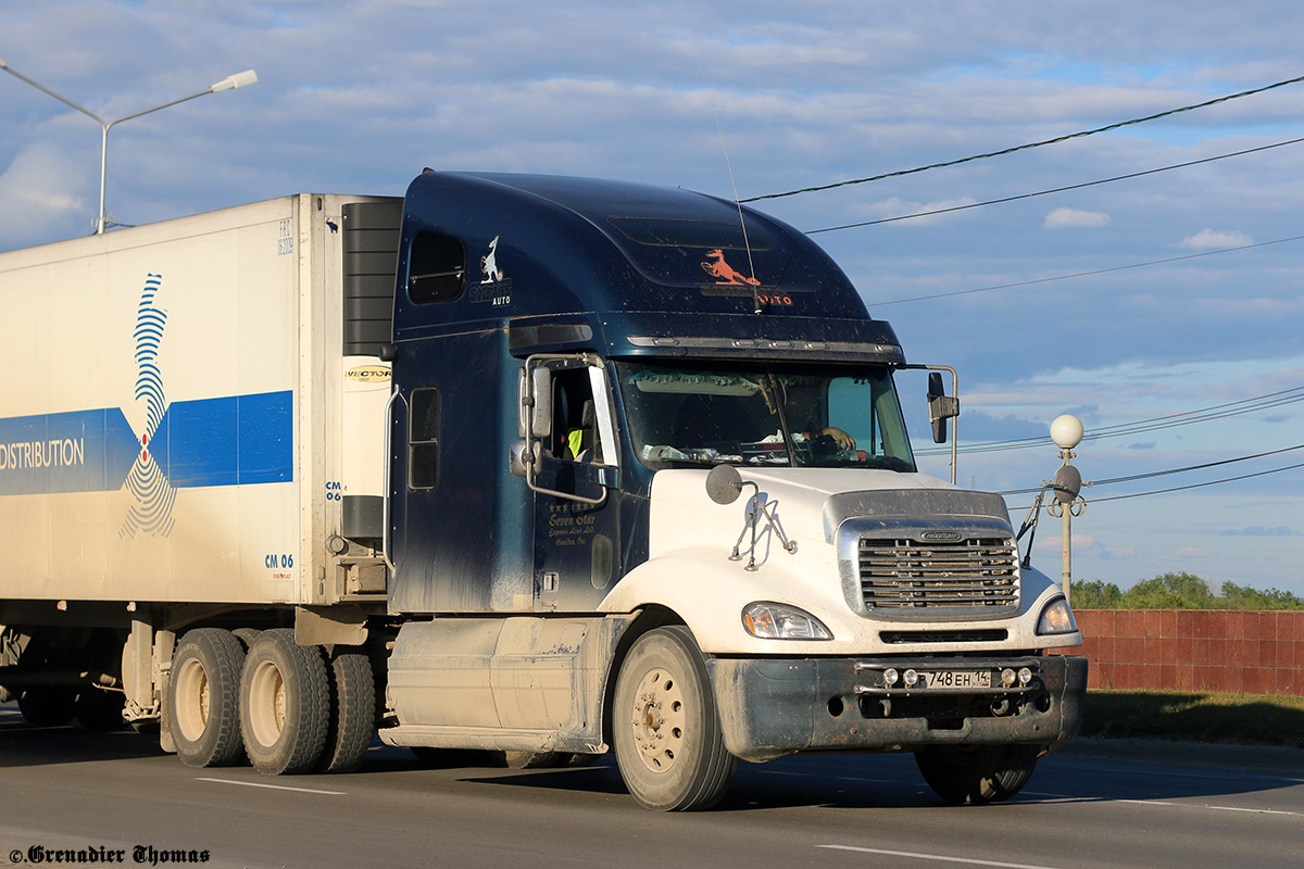 Саха (Якутия), № Р 748 ЕН 14 — Freightliner Columbia