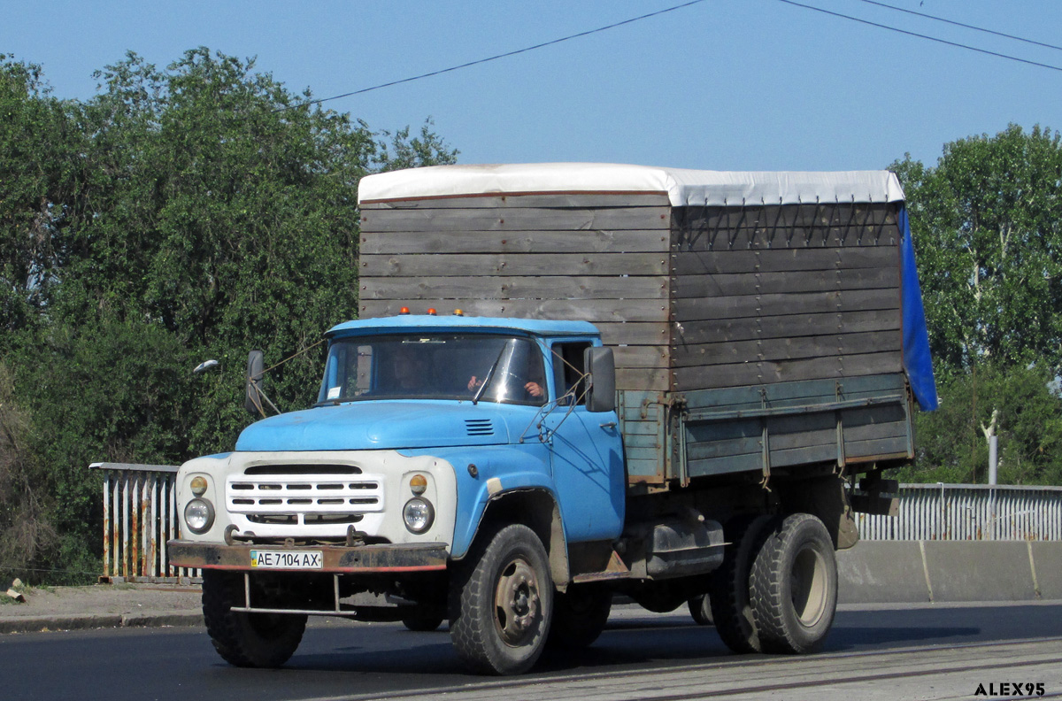 Днепропетровская область, № АЕ 7104 АХ — ЗИЛ-431410