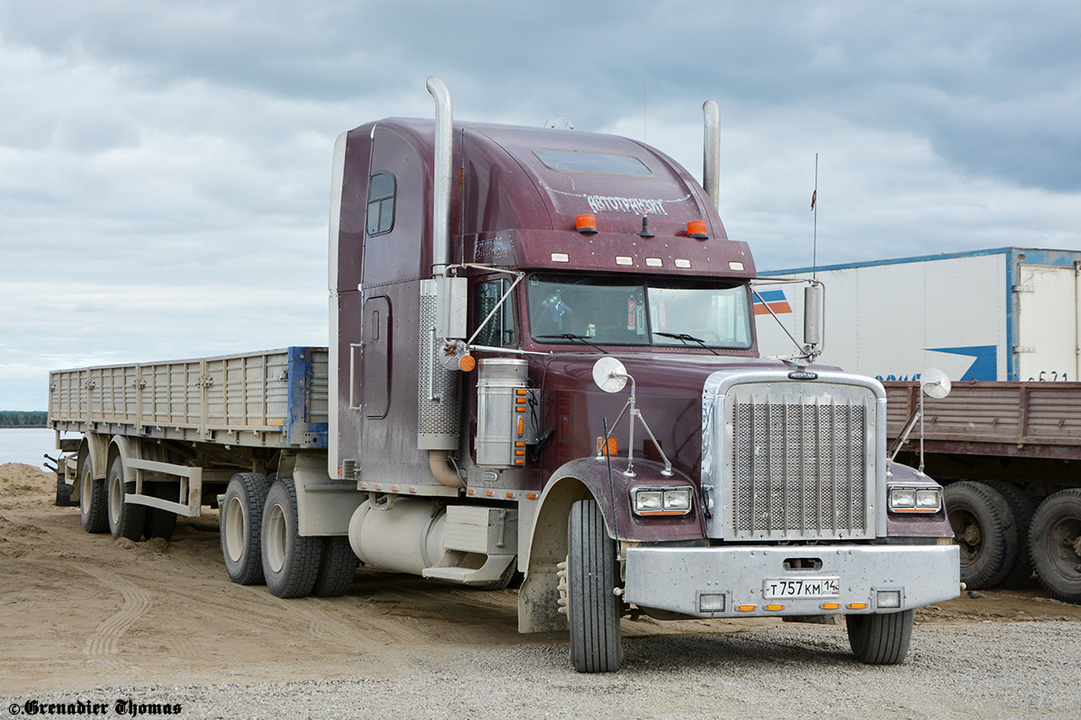 Саха (Якутия), № Т 757 КМ 14 — Freightliner FLD 132 Classic XL