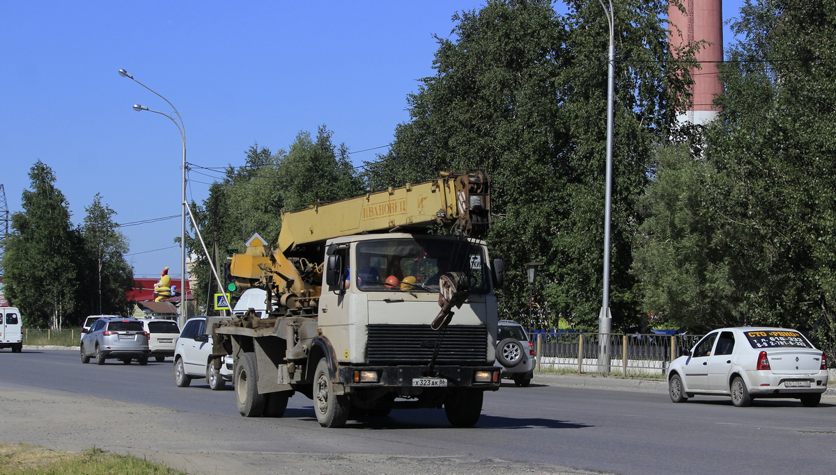 Ханты-Мансийский автоном.округ, № Х 323 АК 86 — МАЗ-5337 [533700]