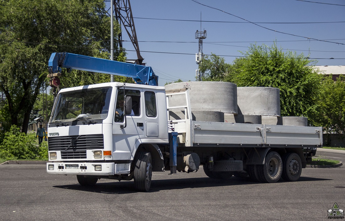 Алматинская область, № 367 TXA 05 — Volvo FL10