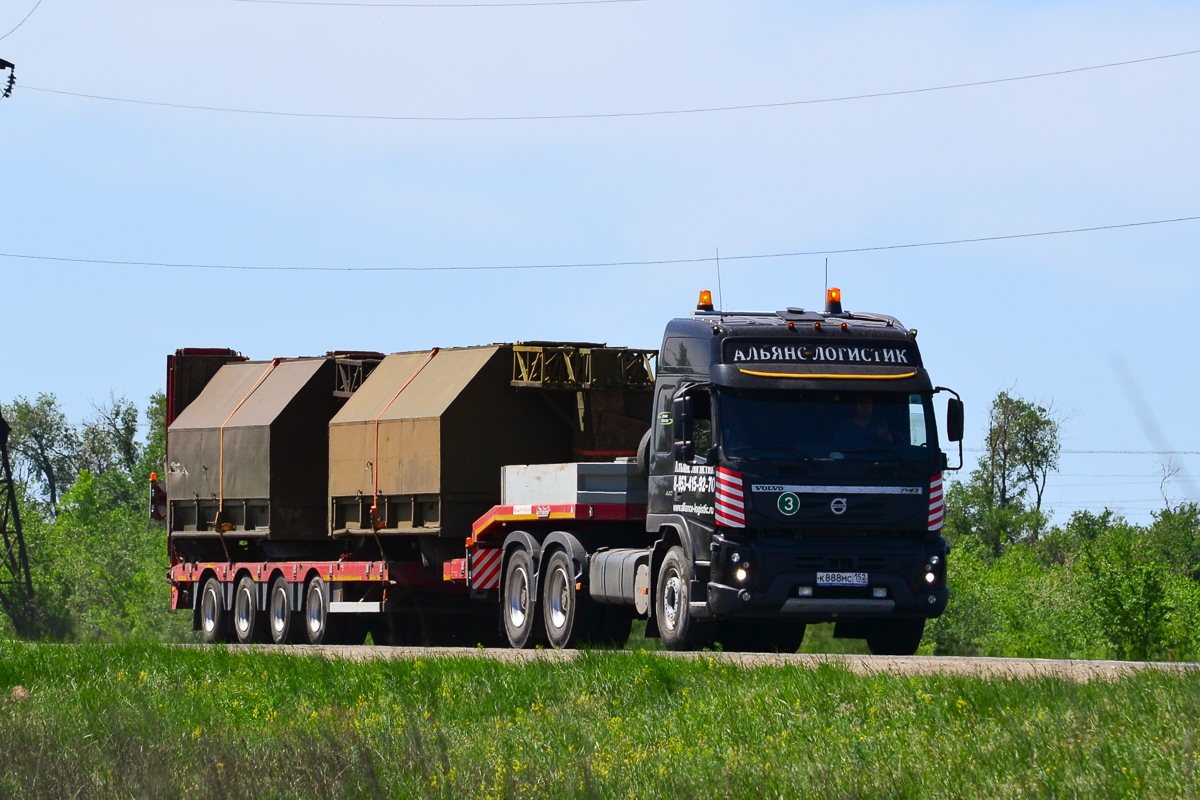 Нижегородская область, № К 888 МС 152 — Volvo ('2010) FMX.440