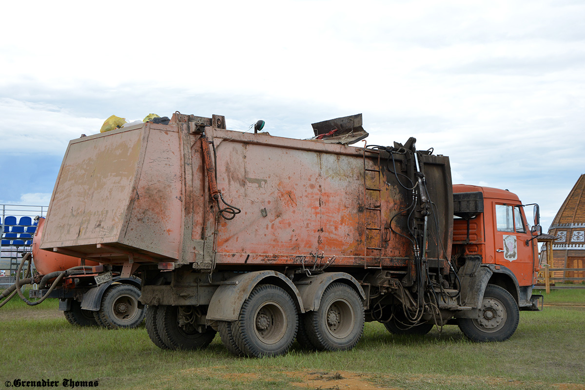 Саха (Якутия), № Е 639 ЕК 14 — КамАЗ-53215-15 [53215R]