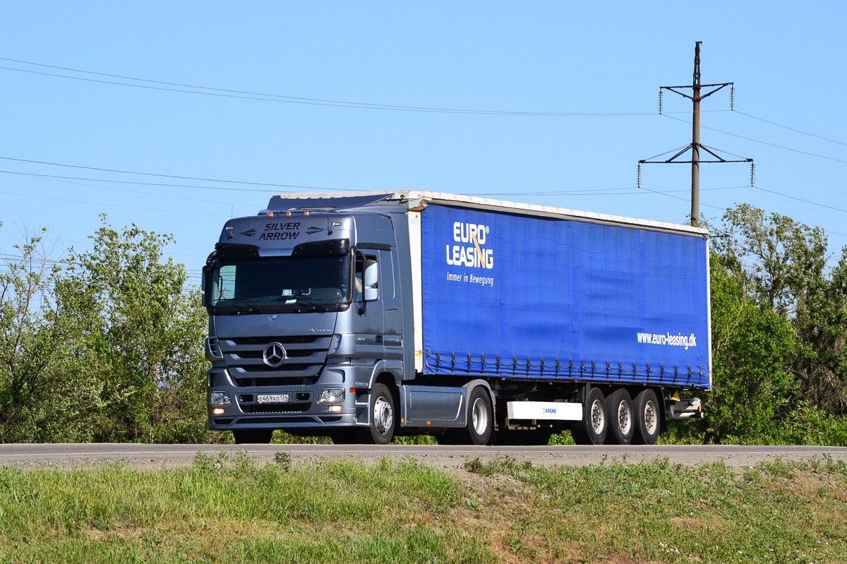 Волгоградская область, № Е 469 АО 134 — Mercedes-Benz Actros ('2009) 1844