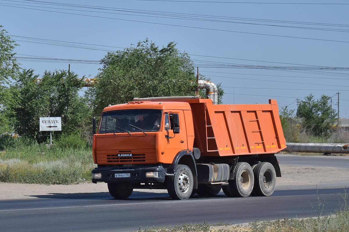 Волгоградская область, № В 144 ХТ 134 — КамАЗ-65115-62