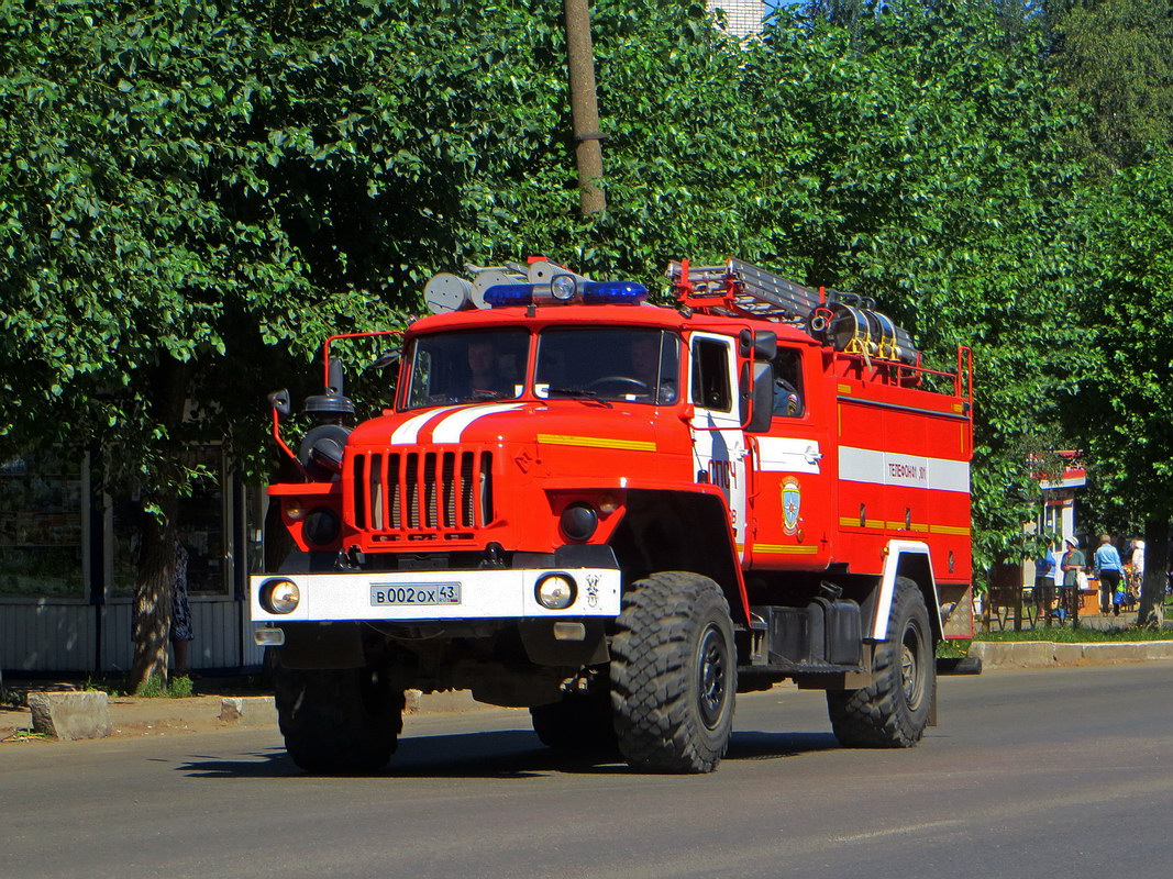 Кировская область, № В 002 ОХ 43 — Урал-43206-71