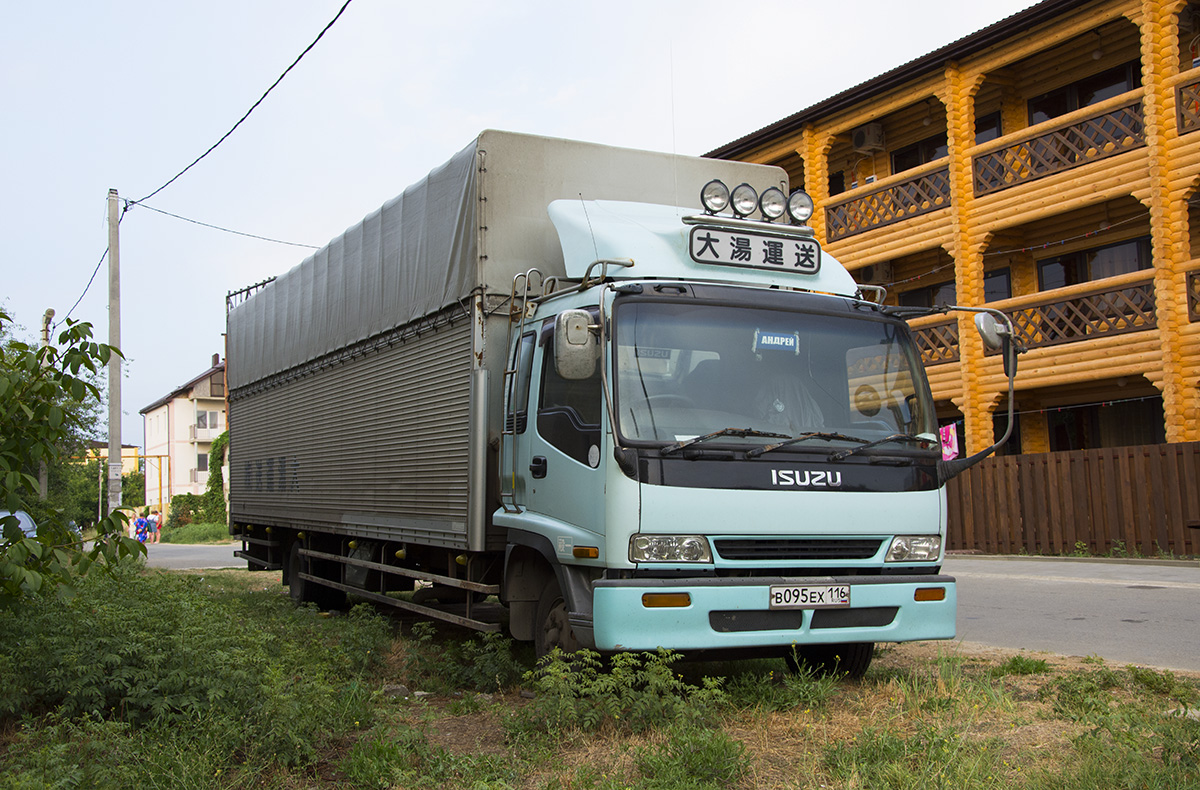 Татарстан, № В 095 ЕХ 116 — Isuzu Forward (общая модель)